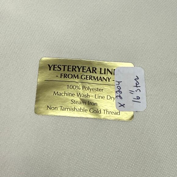 Set 2 German Embroidered Christmas Doilies Star Shaped Gold Thread 15” Table Mat - Picture 4 of 5